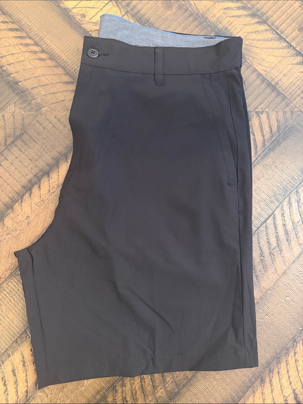 burnside Men's Black Flat-Front Shorts